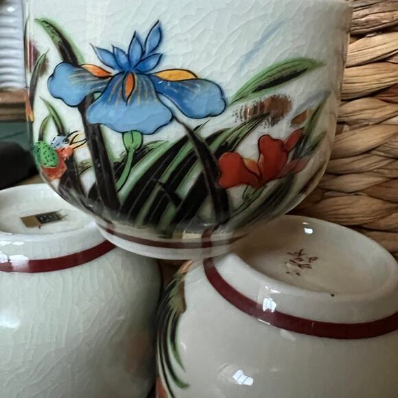 Iris & Bird Sake/Tea Cups: Set of 4 - Picture 6 of 8